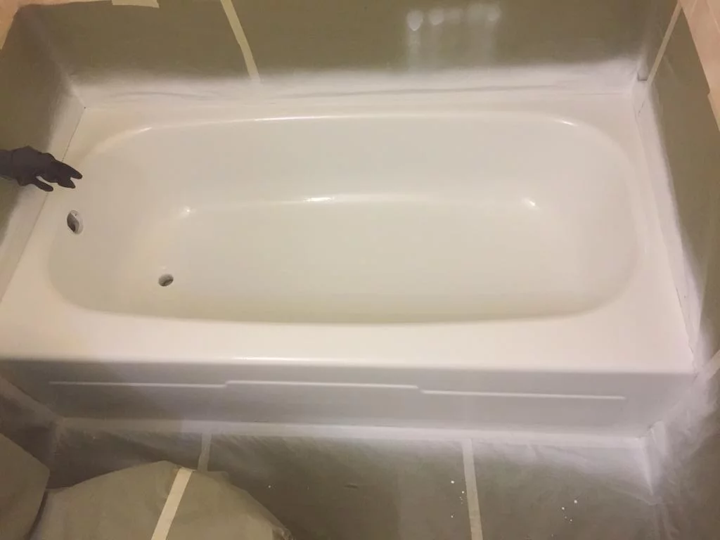 Read more about the article Bath tub reglazing